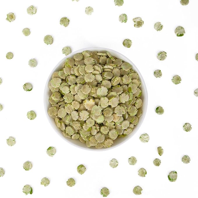 Pea Flakes for Guinea Pigs - Pet Treats, Suitable for Chinchillas, Rabbits, and Small herbivorous Animals (10 Ounce (Pack of 1))