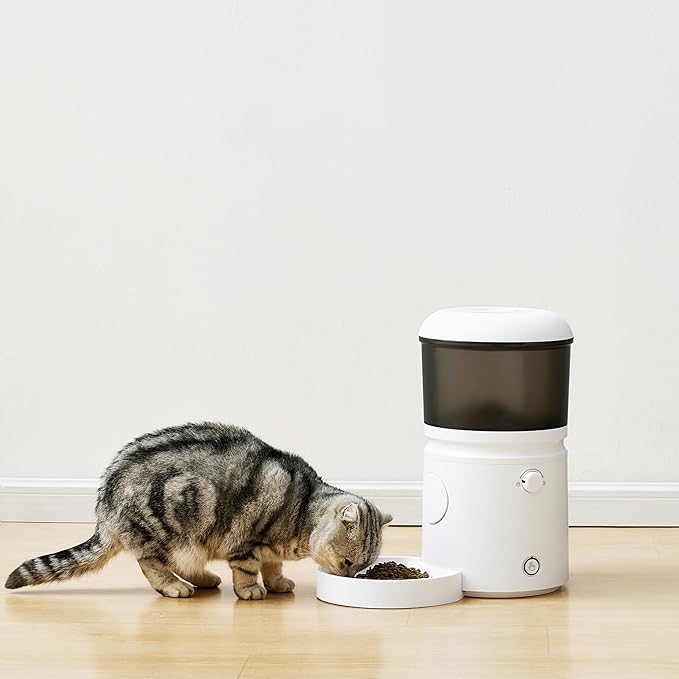 Amazon Basics Automatic Feeder for Cats and Dogs with Speed & Portion Control, 4L Capacity, White