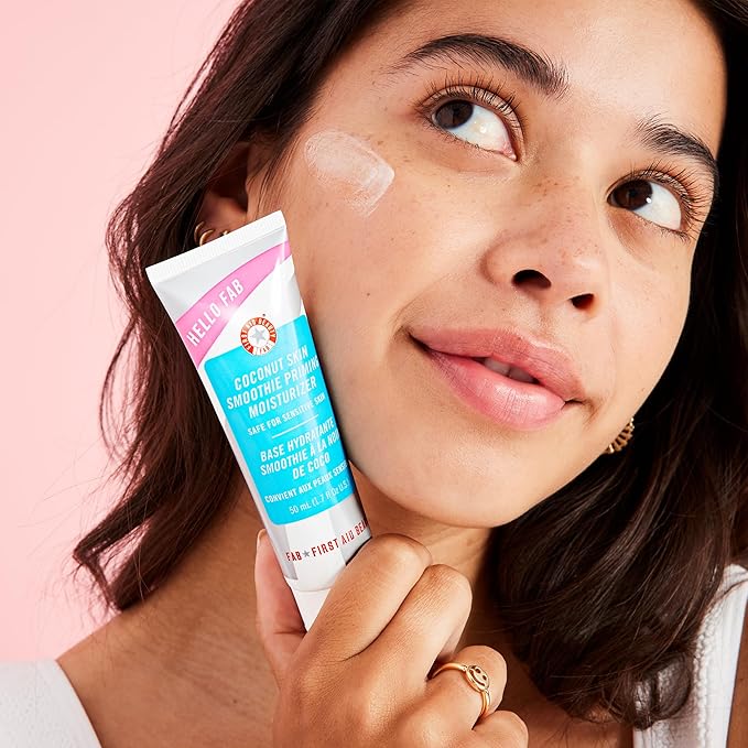 First Aid Beauty - Hello FAB: Coconut Skin Smoothie Priming Moisturizer, 2-in-1 Hydrating Moisturizer and Makeup Primer, Vegan Formula, Non-comedogenic, Safe for Sensitive Skin, 1.7 oz