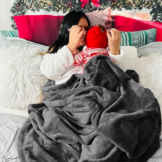 Bedsure Fleece Blanket Twin Size Dark Grey - 300GSM Lightweight Plush Fuzzy Cozy Soft Warm Blanket for Bed, Sofa, Couch, Travel, Camping, 60x80 inches