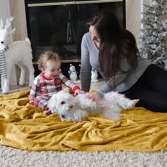 Bedsure Fleece Blankets King Size Gold Yellow - Bed Blanket Soft Lightweight Plush Cozy Fuzzy Luxury Microfiber, 108x90 inches