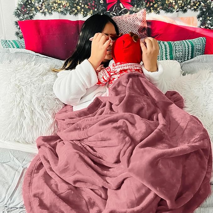Bedsure Fleece Throw Blanket for Couch Rose Pink - Lightweight Plush Fuzzy Cozy Soft Blankets and Throws for Sofa, 50x60 inches