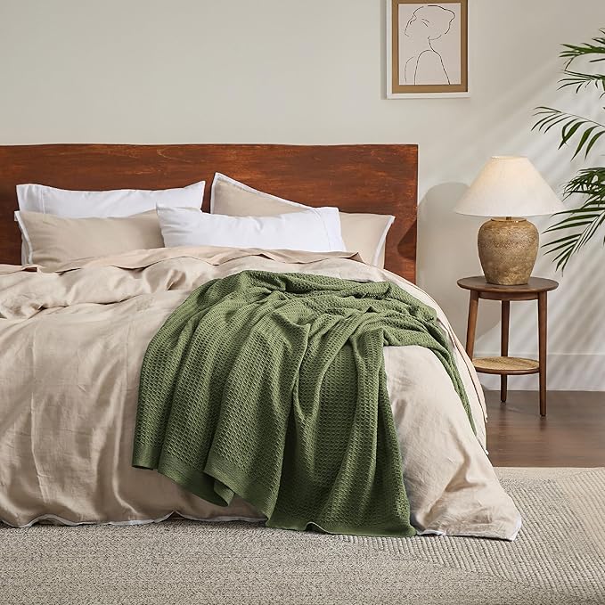 Bedsure 100% Cotton Blanket Queen Size for Bed - Breathable and Soft, Waffle Weave Blanket for Summer, Thick Cozy Fall Blankets for Women Gift, Olive Green, 90x90 Inches