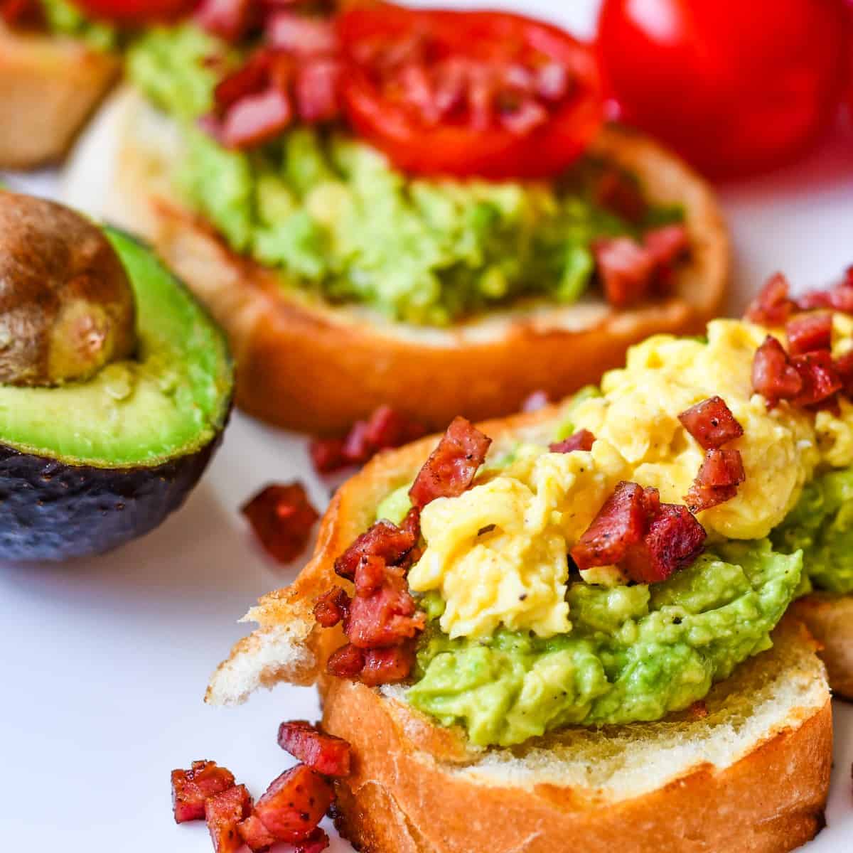 12 Large Hass Avocados - Farmers Dozen