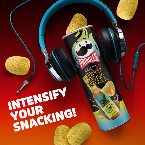 Pringles Hot Ones Verde Potato Crisps Chips, Spicy Snacks, 5.5 oz