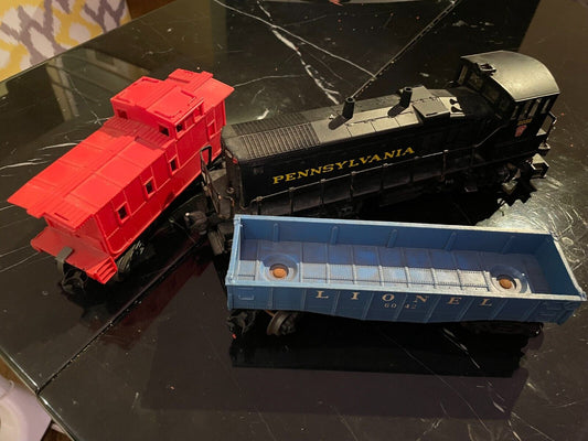 K-LINE 2232 PENNSYLVANIA MP-15 DIESEL ENGINE Lionel Compatible + 2 Cars Train